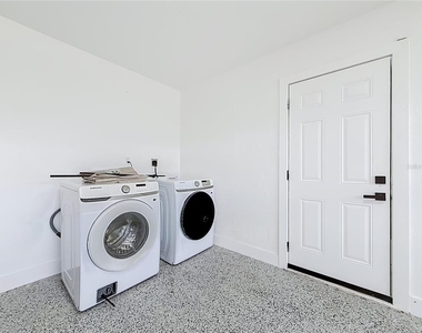 720 Capri Boulevard - Photo Thumbnail 36