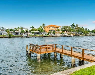 720 Capri Boulevard - Photo Thumbnail 55