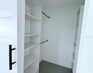 720 Capri Boulevard - Photo Thumbnail 21