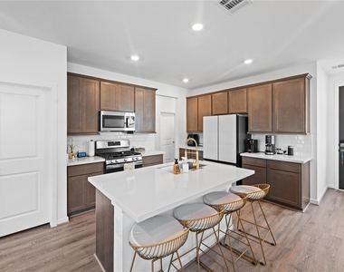 21730 Heather Elm Drive - Photo Thumbnail 7