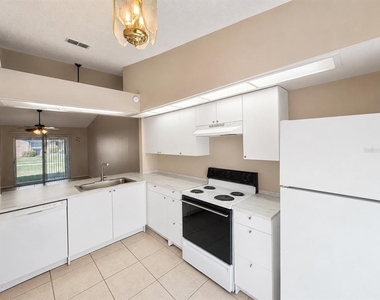 2910 Western Willow Terrace - Photo Thumbnail 10