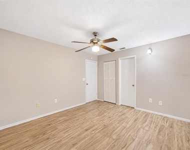 2910 Western Willow Terrace - Photo Thumbnail 16