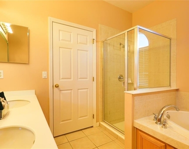 331 Henley Circle - Photo Thumbnail 19