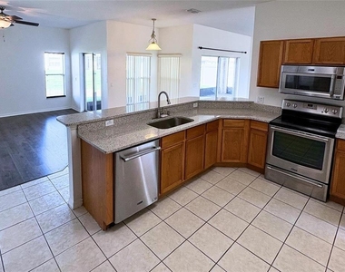3637 Weatherfield Drive - Photo Thumbnail 9