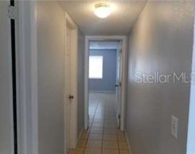 2929 W Oak Ridge Road - Photo Thumbnail 3