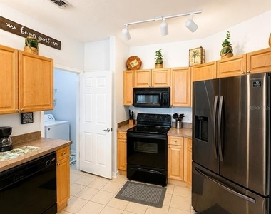 313 Terrace Ridge Circle - Photo Thumbnail 3