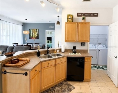 313 Terrace Ridge Circle - Photo Thumbnail 2