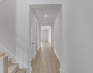 15075 Tea Tree Drive - Photo Thumbnail 4