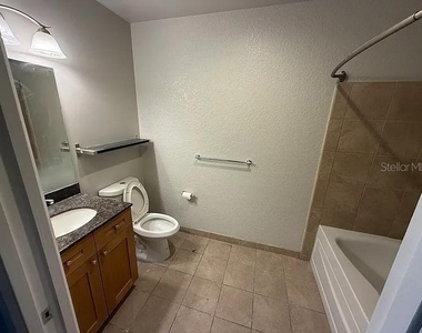 150 E Robinson Street - Photo Thumbnail 6
