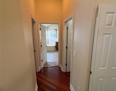 9718 Pineola Drive - Photo Thumbnail 21