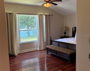 9718 Pineola Drive - Photo Thumbnail 18