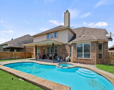 26111 Tintagel Lane - Photo Thumbnail 37