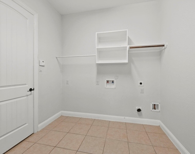 26111 Tintagel Lane - Photo Thumbnail 35