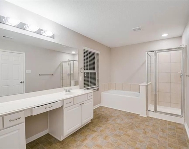 28939 Birch Green Way - Photo Thumbnail 19