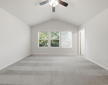 1096 Pavia Drive - Photo Thumbnail 12