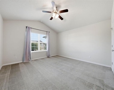 1096 Pavia Drive - Photo Thumbnail 18
