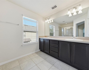 1096 Pavia Drive - Photo Thumbnail 13