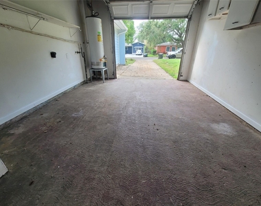 114 Dolphin Avenue - Photo Thumbnail 12