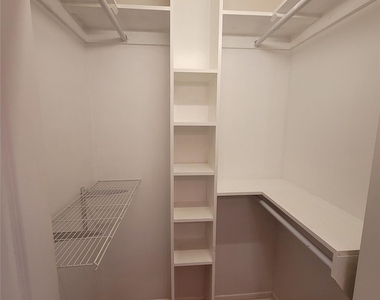 114 Dolphin Avenue - Photo Thumbnail 11