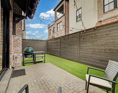 1147 Castellina Lane - Photo Thumbnail 27