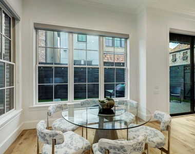 1147 Castellina Lane - Photo Thumbnail 11