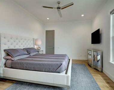 1147 Castellina Lane - Photo Thumbnail 21