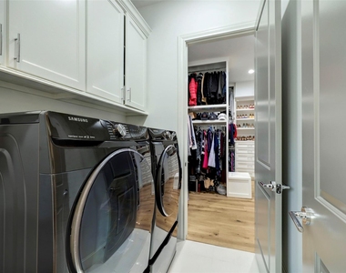 1147 Castellina Lane - Photo Thumbnail 19