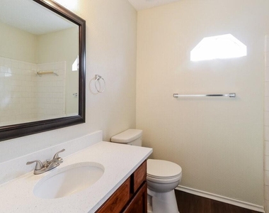 20110 River Brook Drive - Photo Thumbnail 14