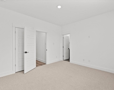 2906 Stevens Street - Photo Thumbnail 21