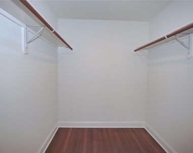 8006 Richmond Avenue - Photo Thumbnail 17