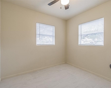 14918 Pinecrest Road - Photo Thumbnail 15