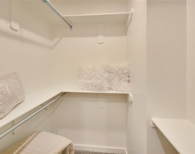 21155 Gosling Road Road - Photo Thumbnail 13