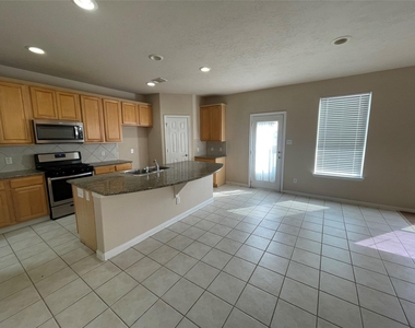 12606 Egret Hill Court - Photo Thumbnail 4