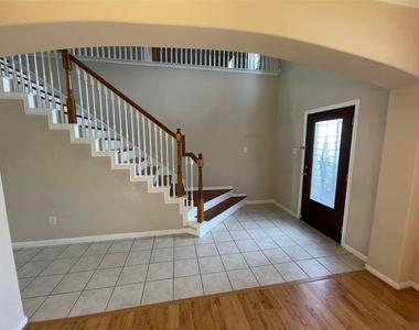 12606 Egret Hill Court - Photo Thumbnail 2
