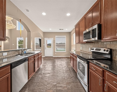 1738 Palmetto Park Drive - Photo Thumbnail 35