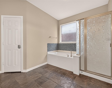 1738 Palmetto Park Drive - Photo Thumbnail 6
