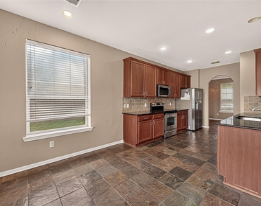 1738 Palmetto Park Drive - Photo Thumbnail 37