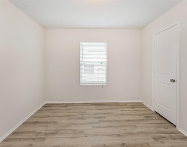 3203 Atascocita Elm Drive - Photo Thumbnail 10