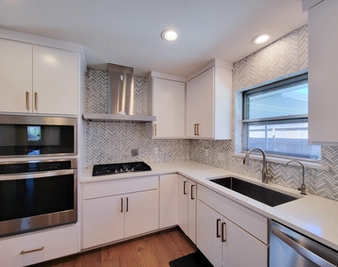 4915 Brian Haven Drive - Photo Thumbnail 16