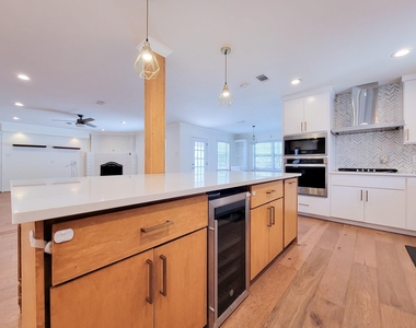4915 Brian Haven Drive - Photo Thumbnail 14