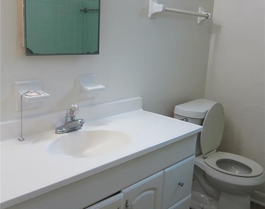 37 Ne 21st Terrace - Photo Thumbnail 24