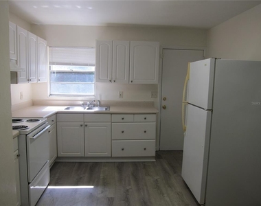 37 Ne 21st Terrace - Photo Thumbnail 5