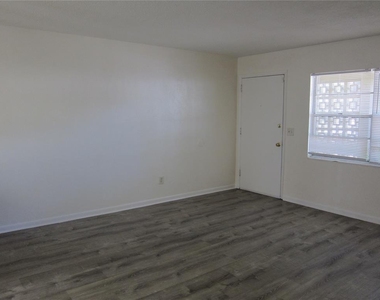 37 Ne 21st Terrace - Photo Thumbnail 15