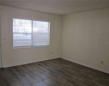 37 Ne 21st Terrace - Photo Thumbnail 12