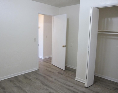 37 Ne 21st Terrace - Photo Thumbnail 18