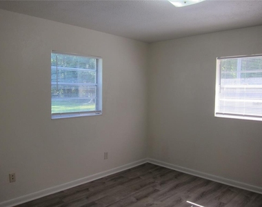 37 Ne 21st Terrace - Photo Thumbnail 26