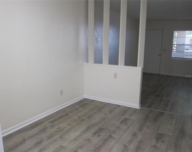 37 Ne 21st Terrace - Photo Thumbnail 10