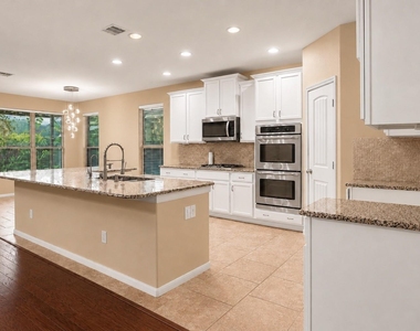 11603 Slick Rock Drive - Photo Thumbnail 7
