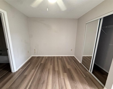 3705 Sw 27th Street - Photo Thumbnail 17