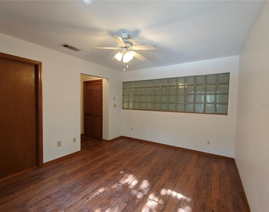 830 Sw 56th Terrace - Photo Thumbnail 13